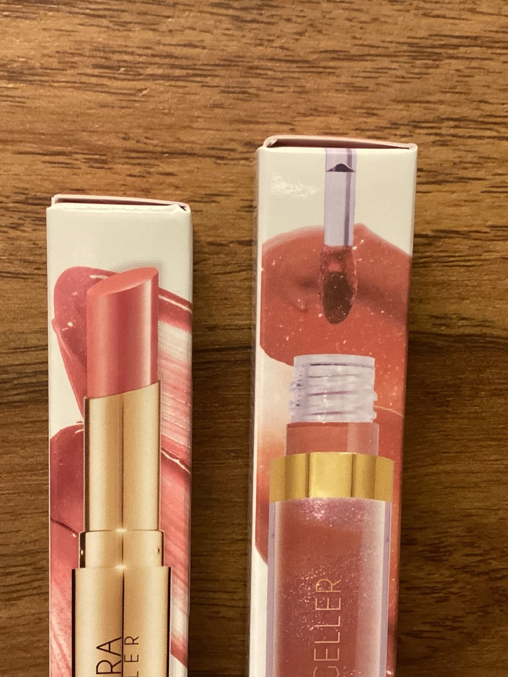 Set of 2 Laura Geller Lip Tint and Balm, Full Size and New in Box and 2 Brushes - Picture 2 of 7